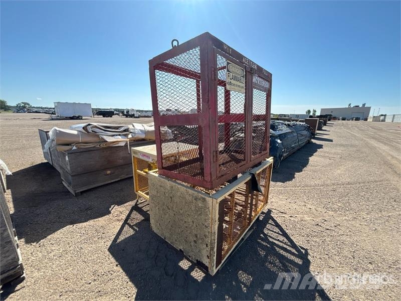 Quantity of Tool Cabinet 건설 장비 - 기타