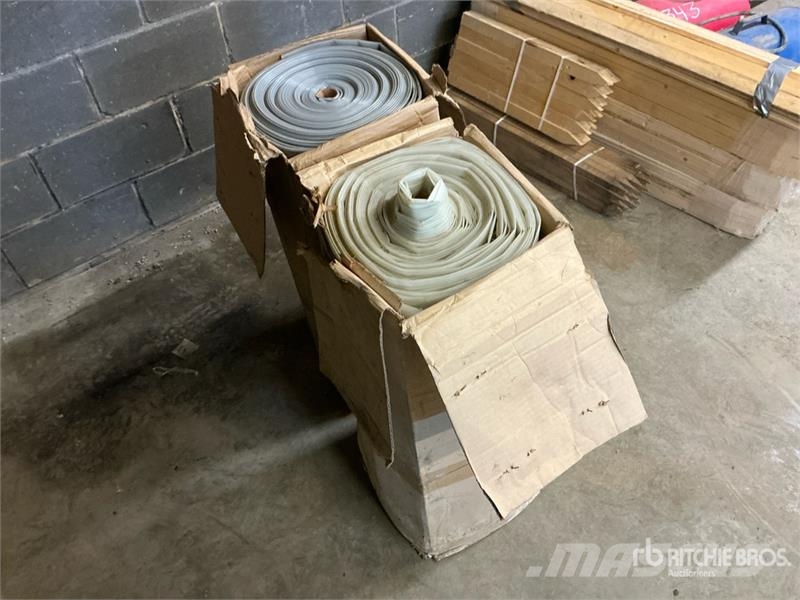 Quantity of Visqueen Sheeting Outros componentes