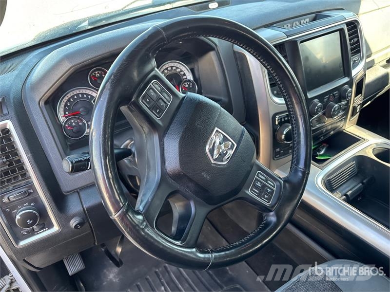 RAM 1500 Outros