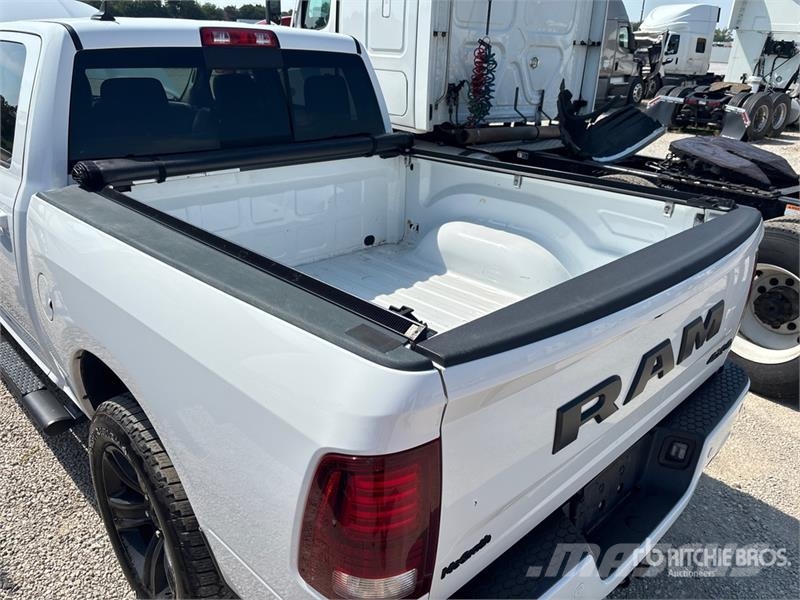 RAM 1500 Otros