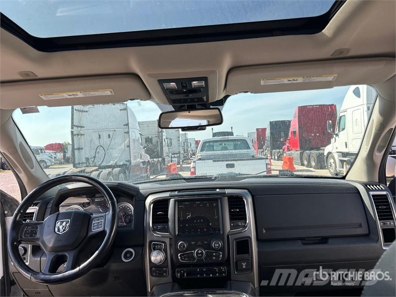 RAM 1500 Otros