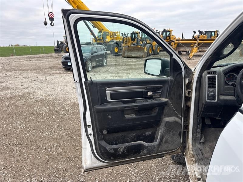 RAM 1500 Otras furgonetas