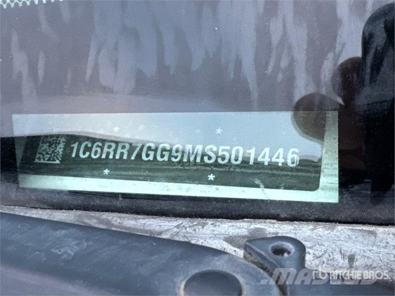 RAM 1500 Otras furgonetas