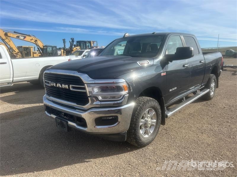 RAM 2500 4x4 Crew Cab Pickup Other