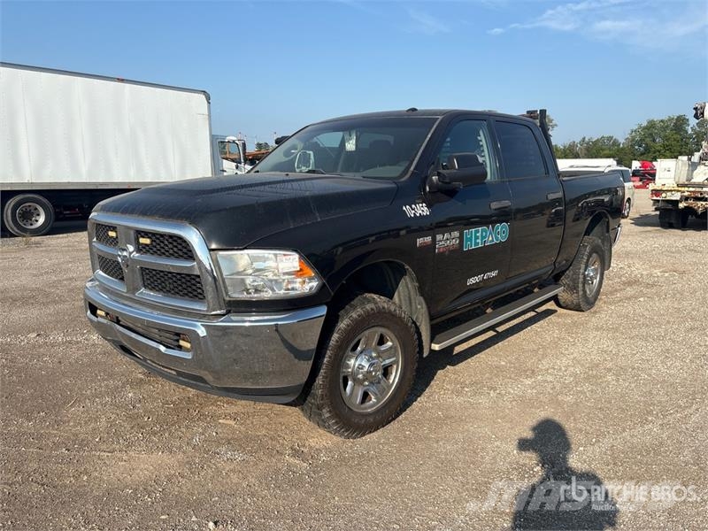 RAM 2500 4x4 Crew Cab Pickup (Inoperable) Outros