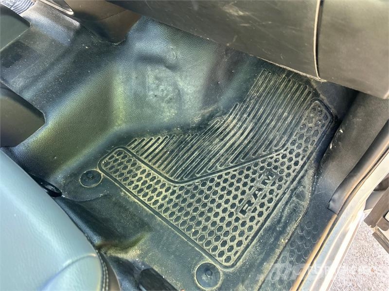 RAM 2500 4x4 Crew Cab Pickup Furgoni altro