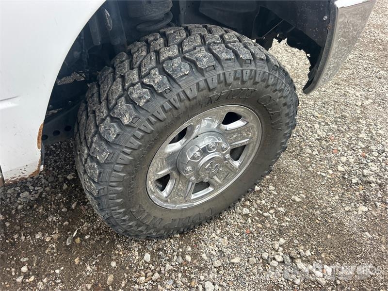 RAM 2500 4x4 Crew Cab Pickup その他