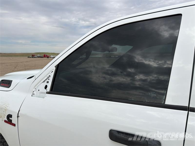 RAM 2500 4x4 Crew Cab Pickup Citi