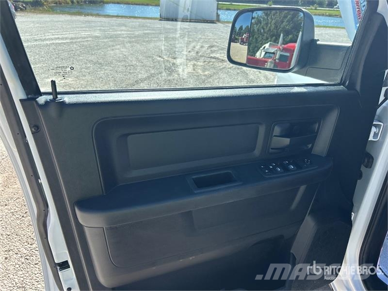 RAM 2500 4x4 Crew Cab Pickup أخرى