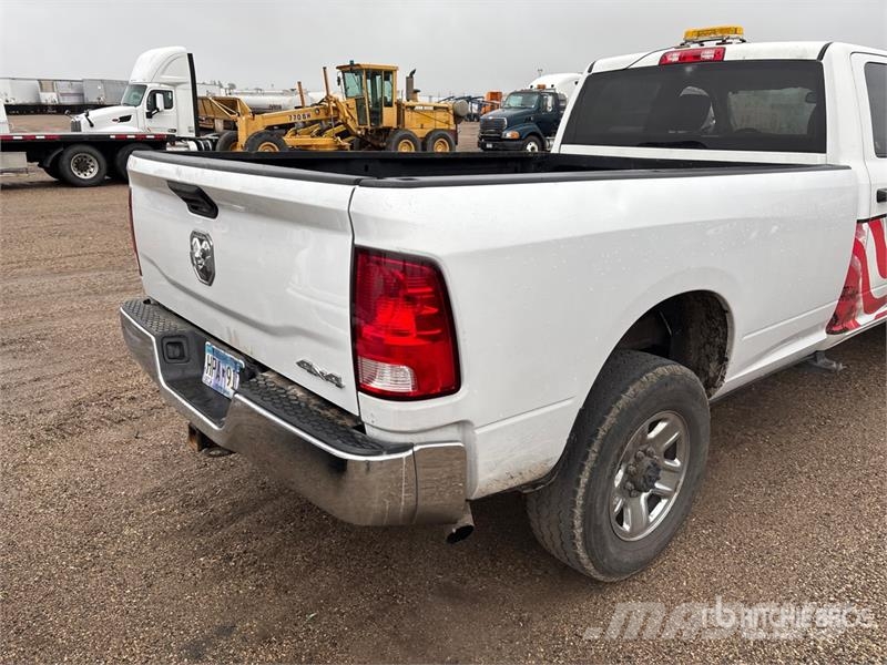 RAM 2500 4x4 Crew Cab Pickup Ostalo