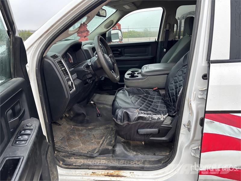 RAM 2500 4x4 Crew Cab Pickup Ostalo