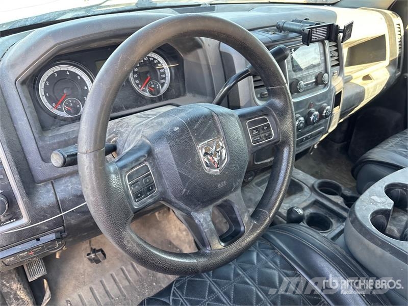 RAM 2500 4x4 Crew Cab Pickup Прочие фургоны