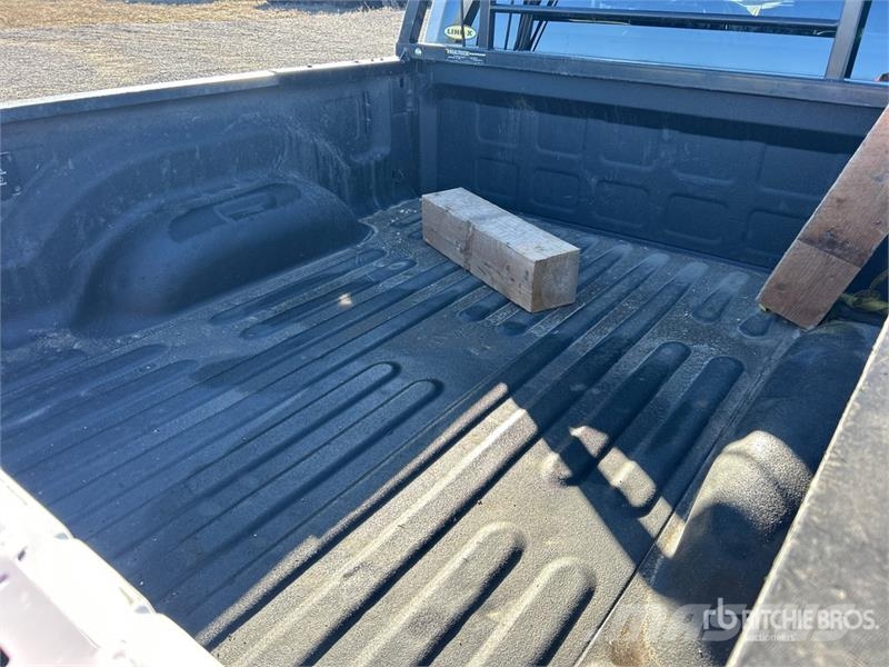 RAM 2500 4x4 Crew Cab Pickup Övriga bilar