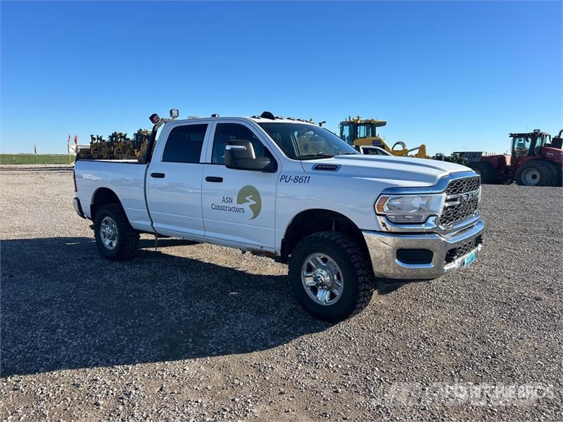 RAM 2500 4x4 Crew Cab Pickup Övriga bilar