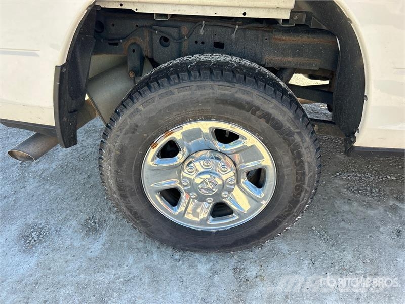 RAM 2500 4x4 Crew Cab Pickup Furgoni altro