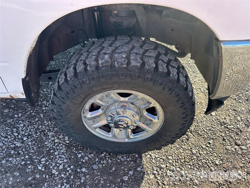 RAM 2500 4x4 Crew Cab Pickup Övriga bilar