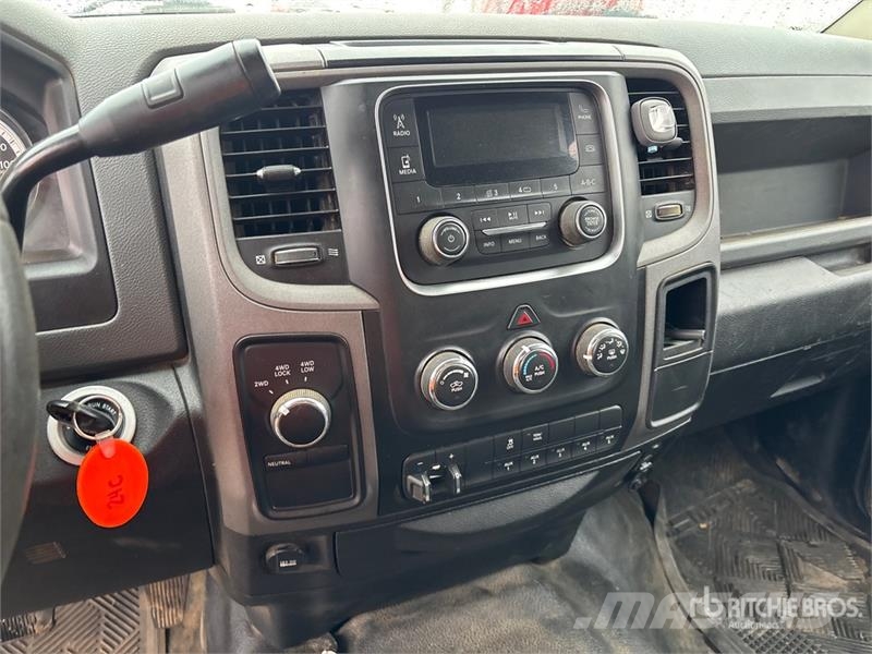 RAM 2500 4x4 Crew Cab Pickup Ostalo
