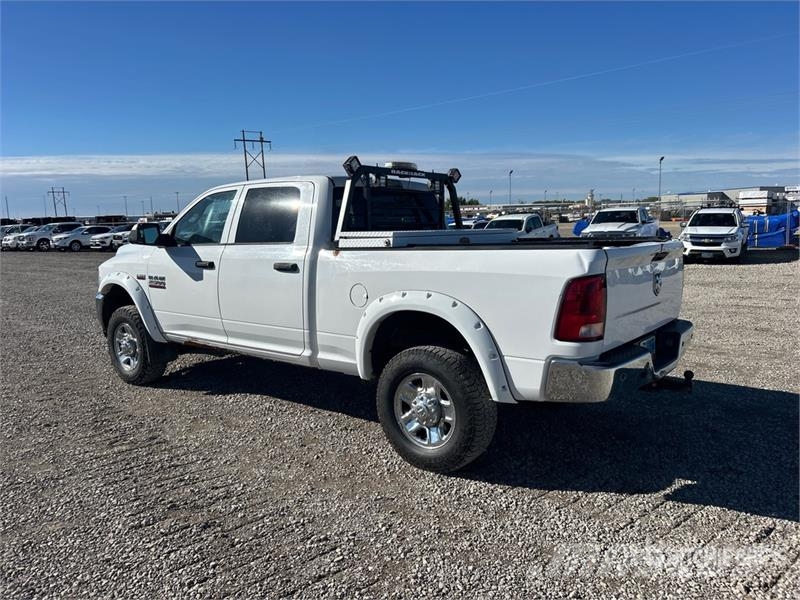 RAM 2500 4x4 Crew Cab Pickup 기타
