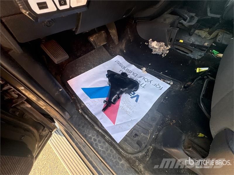 RAM 2500 4x4 Crew Cab Pickup (Inoperable) Outros