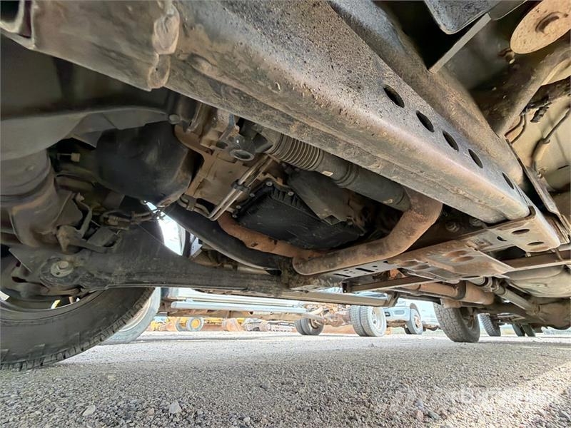 RAM 2500 4x4 Crew Cab Pickup (Inoperable) Kita
