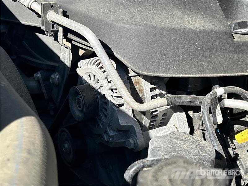 RAM 2500 4x4 Crew Cab Pickup Furgoni altro