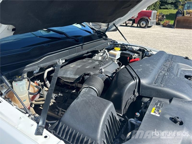 RAM 2500 4x4 Crew Cab Pickup أخرى