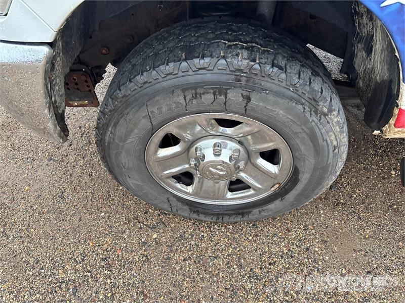 RAM 2500 4x4 Crew Cab Pickup Ostalo