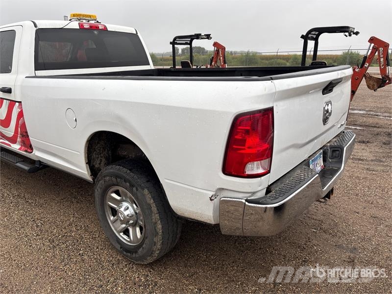 RAM 2500 4x4 Crew Cab Pickup Ostalo