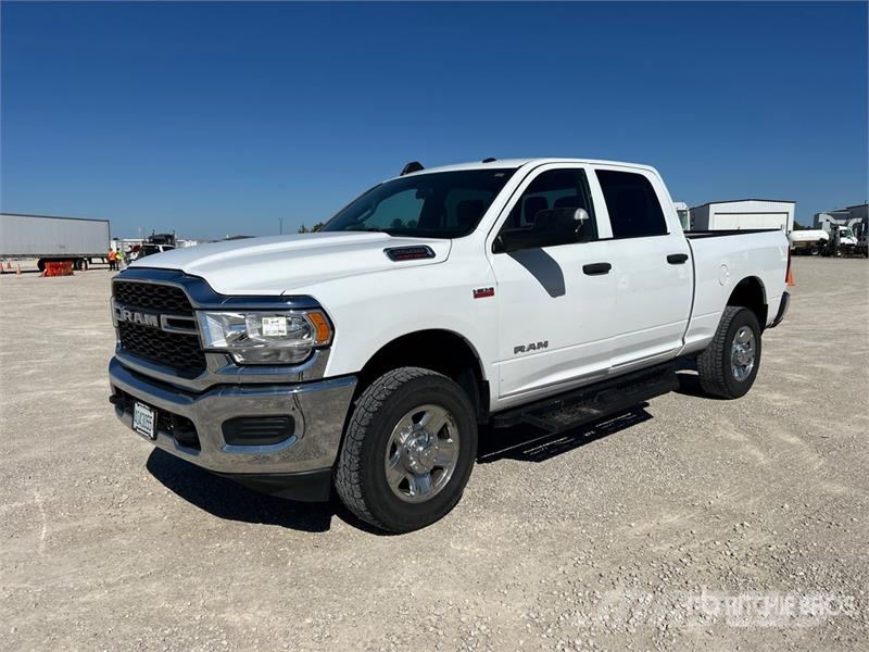 RAM 2500 4x4 Crew Cab Pickup Furgoni altro