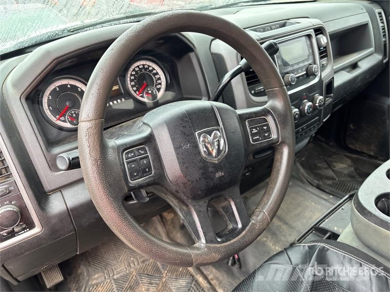 RAM 2500 4x4 Crew Cab Pickup Ostalo