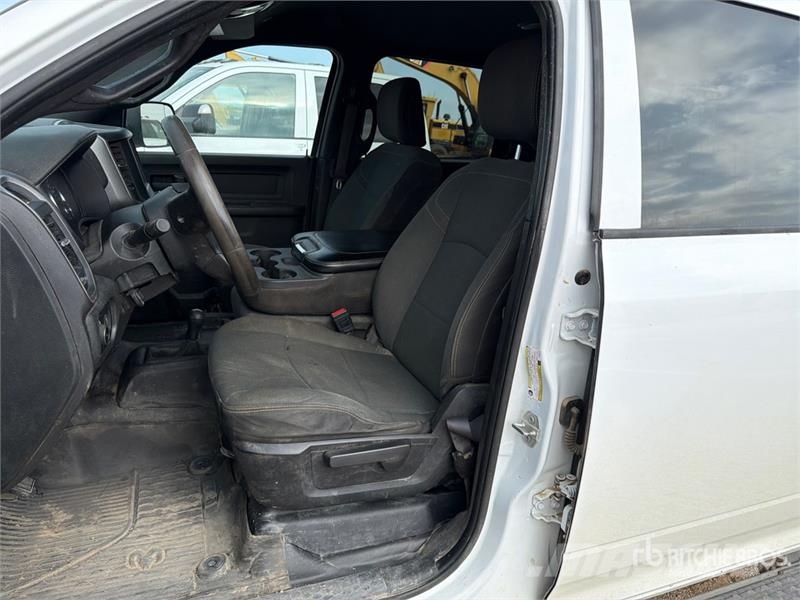 RAM 2500 4x4 Crew Cab Pickup (Inoperable) Kita
