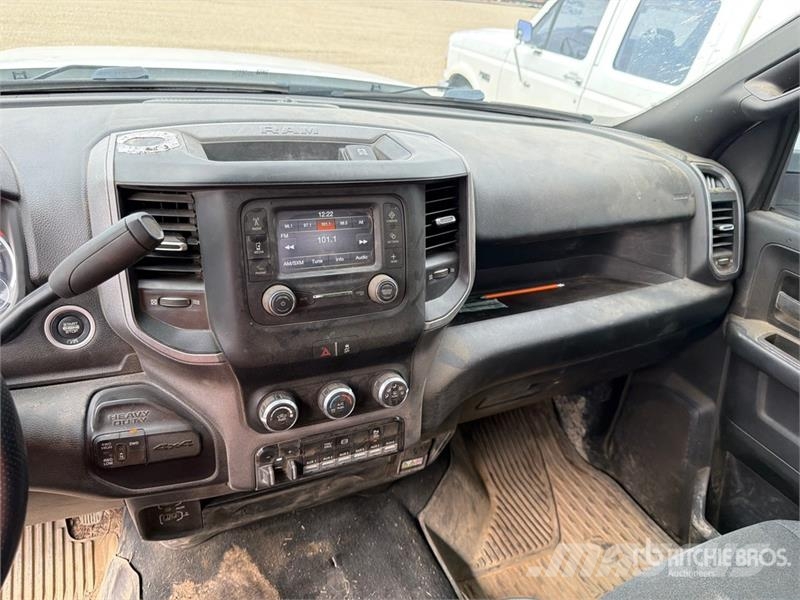 RAM 2500 4x4 Crew Cab Pickup Citi