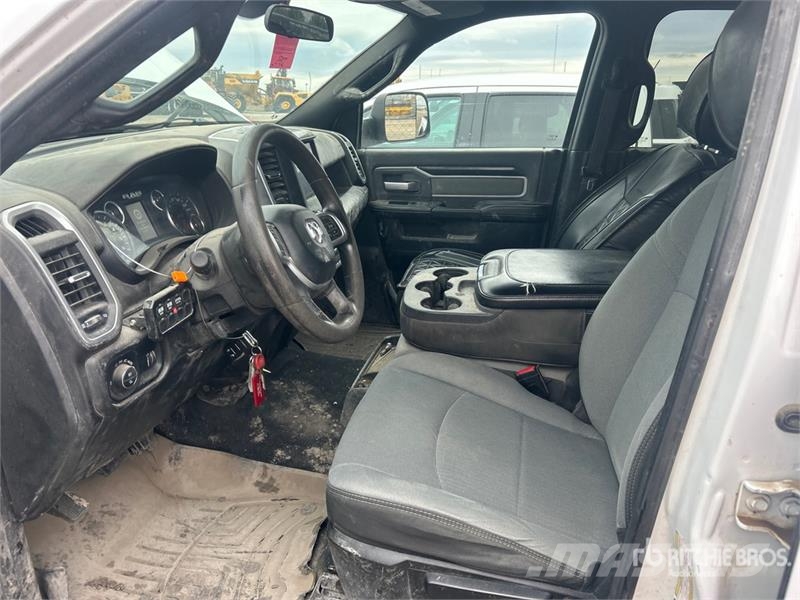 RAM 2500 4x4 Crew Cab Pickup その他