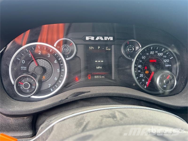 RAM 2500 4x4 Crew Cab Pickup その他