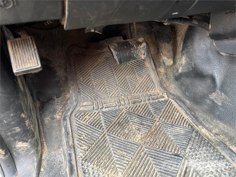 RAM 2500 4x4 Crew Cab Pickup Ostalo