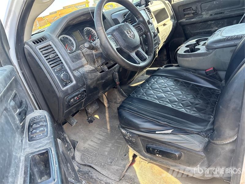 RAM 2500 4x4 Crew Cab Pickup Ostalo
