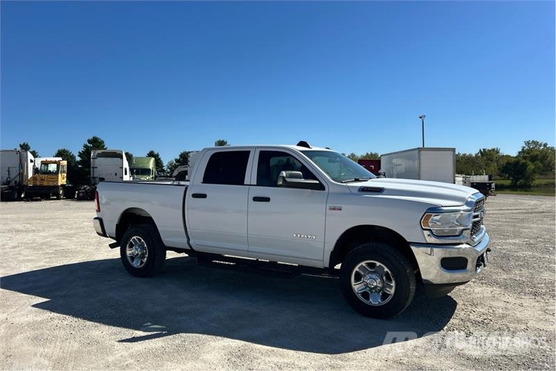 RAM 2500 4x4 Crew Cab Pickup Furgoni altro