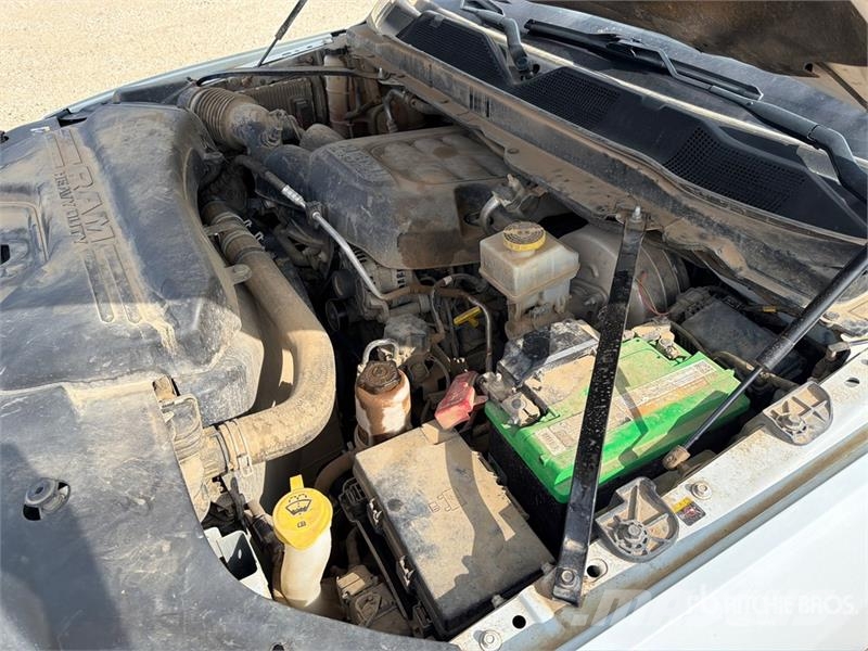 RAM 2500 4x4 Crew Cab Pickup Anders