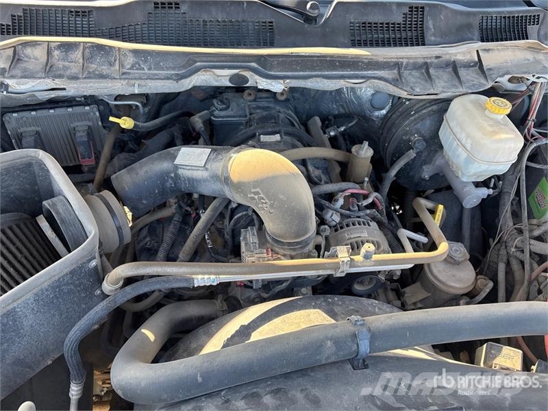 RAM 2500 4x4 Crew Cab Pickup Прочие фургоны