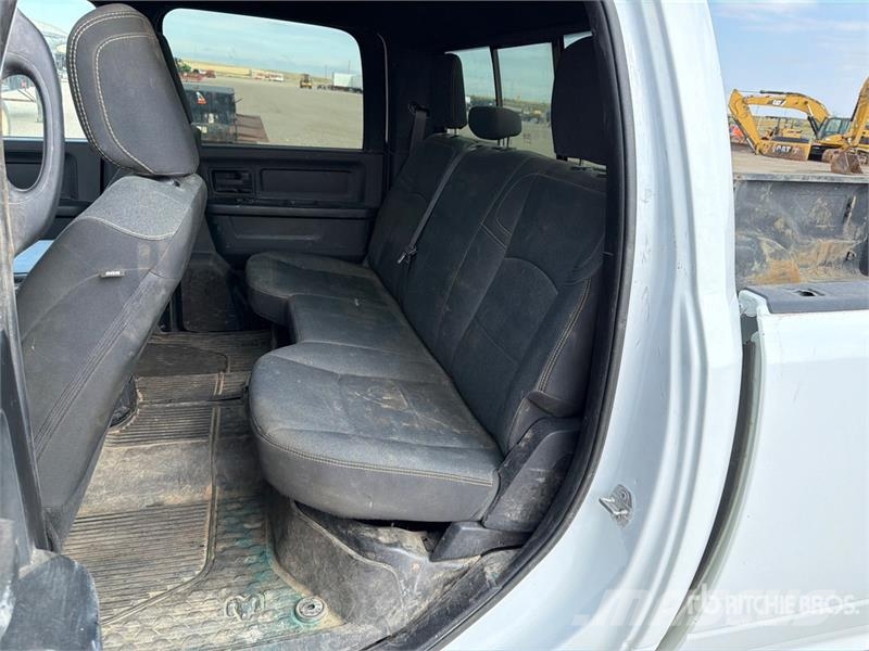 RAM 2500 4x4 Crew Cab Pickup Anders