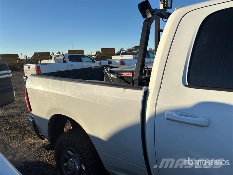 RAM 2500 Big Horn 4x4 Crew Cab Pickup Otras furgonetas