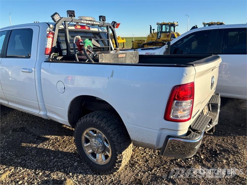 RAM 2500 Big Horn 4x4 Crew Cab Pickup Otras furgonetas