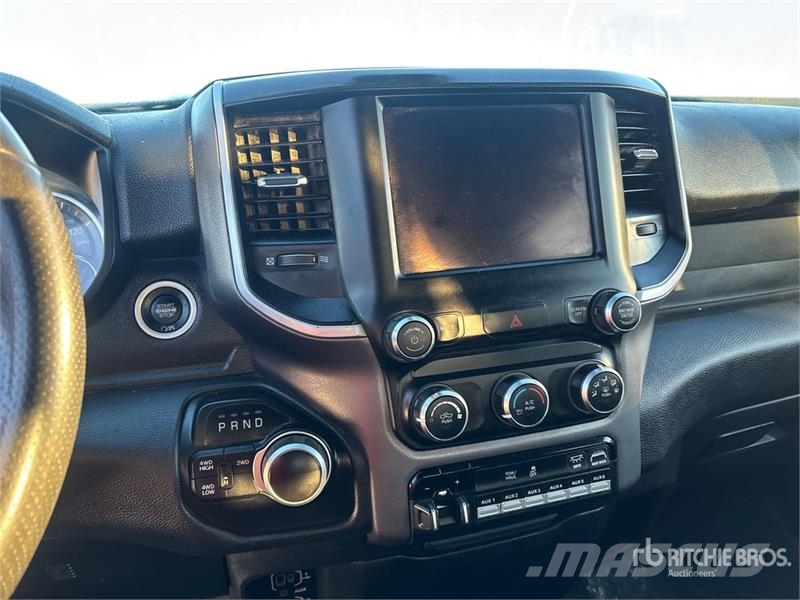 RAM 2500 Big Horn 4x4 Crew Cab Pickup Otras furgonetas