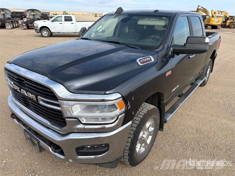 RAM 2500 Big Horn 4x4 Crew Cab Pickup Autre fourgon / utilitaire