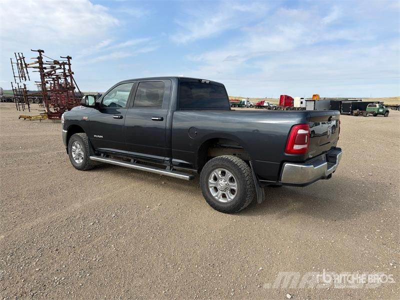 RAM 2500 Big Horn 4x4 Crew Cab Pickup Autre fourgon / utilitaire
