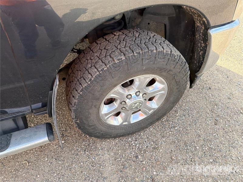 RAM 2500 Big Horn 4x4 Crew Cab Pickup Autre fourgon / utilitaire