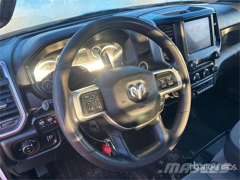 RAM 2500 Big Horn 4x4 Crew Cab Pickup Otras furgonetas