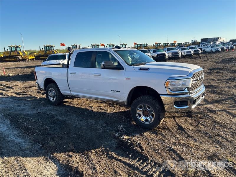 RAM 2500 Big Horn 4x4 Crew Cab Pickup Otras furgonetas