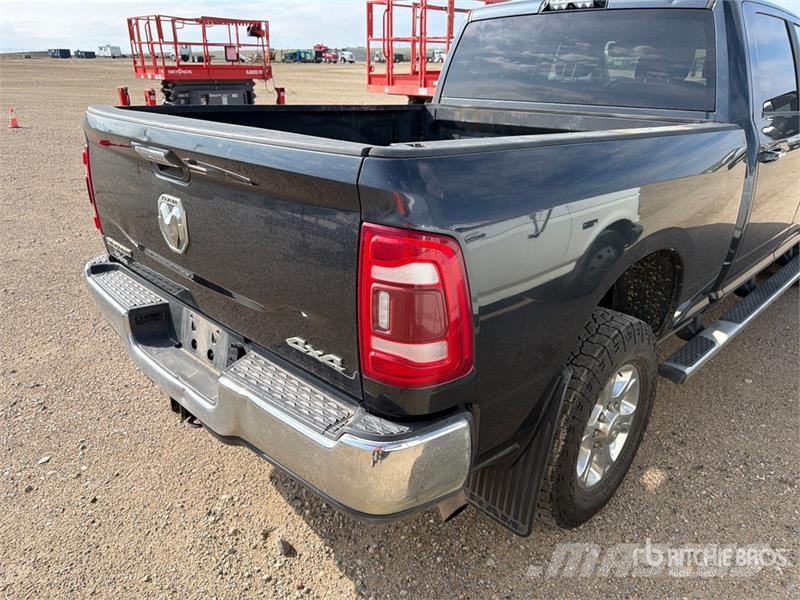 RAM 2500 Big Horn 4x4 Crew Cab Pickup Autre fourgon / utilitaire