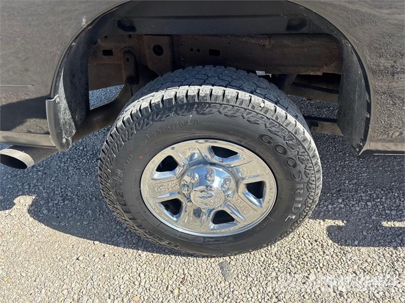 RAM 2500 SLT 4x4 Crew Cab Pickup 기타